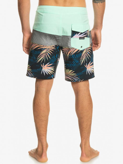 QUIKSILVER SURFSILK PANEL 18 Board Shorts