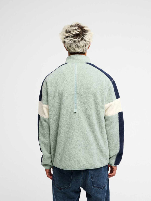 QUIKSILVER