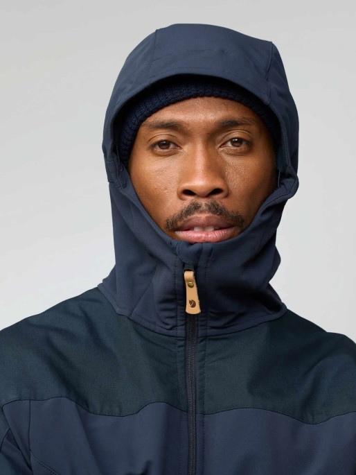 FJALLRAVEN