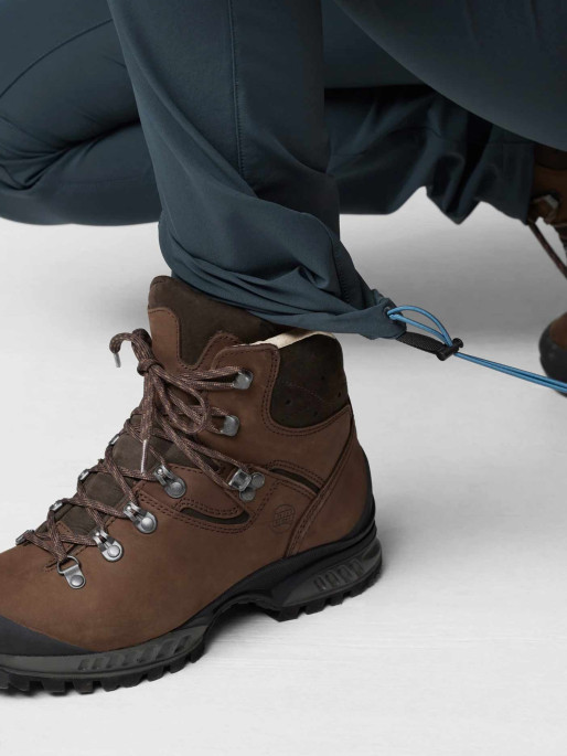 FJALLRAVEN Панталон Abisko Trail Stretch Trousers W