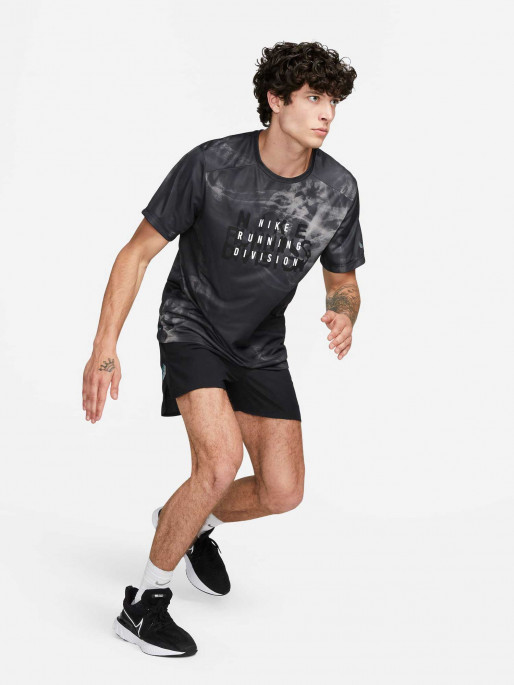 NIKE T-Shirts M NK DF RUN DVN RISE 365 SS