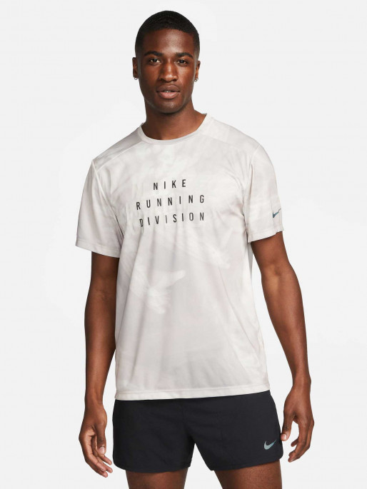 NIKE T-Shirts M NK DF RUN DVN RISE 365 SS