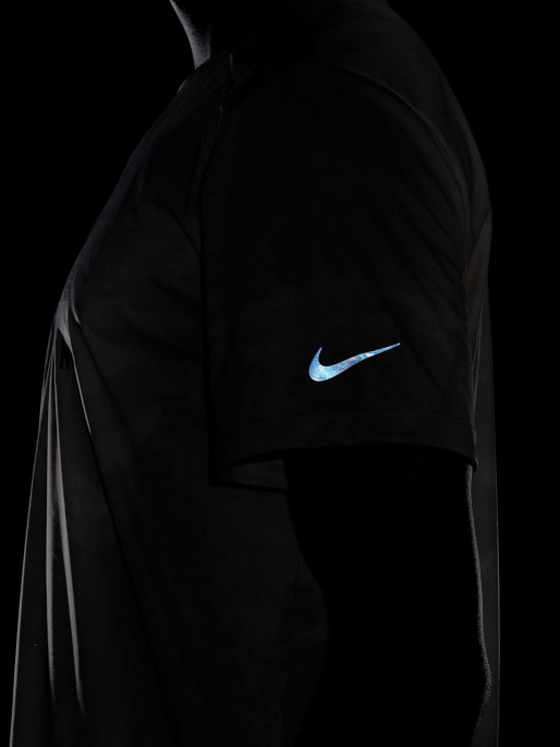 NIKE T-Shirts M NK DF RUN DVN RISE 365 SS
