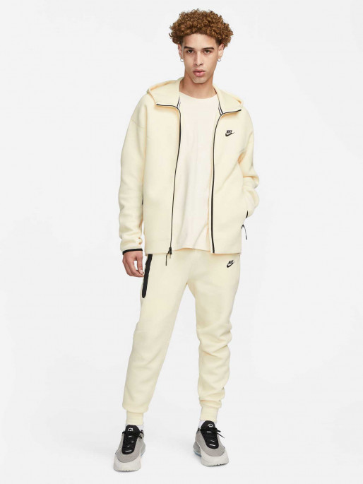 beige nike tech fleece tracksuit