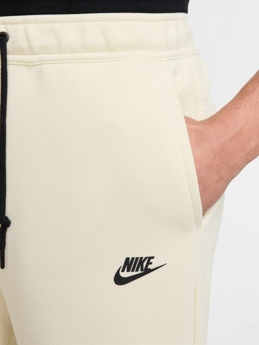NIKE Pantaloni scurti M Nk Tch Flc