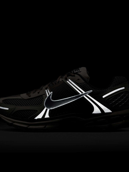NIKE Incaltaminte Zoom Vomero 5