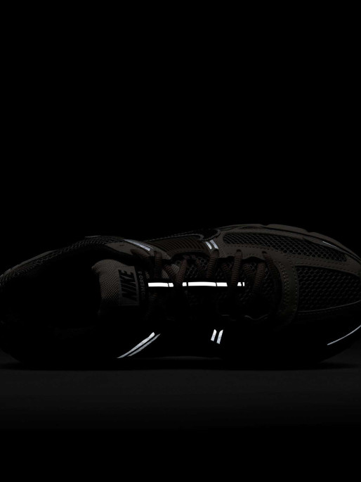 NIKE Incaltaminte Zoom Vomero 5