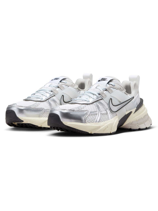NIKE Обувки W V2K RUN