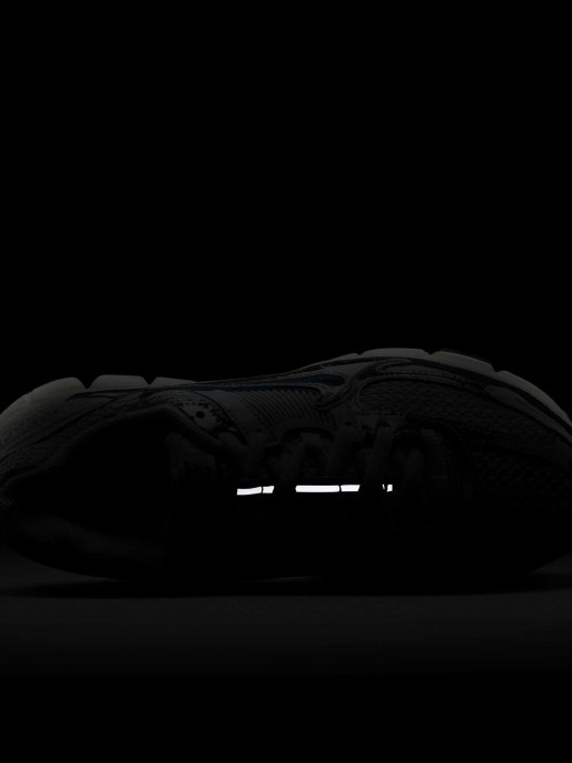 NIKE Incaltaminte W Zoom Vomero 5