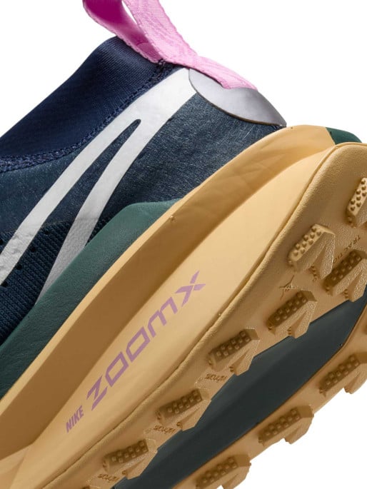 NIKE W ZOOMX ZEGAMA TRAIL 2 Shoes