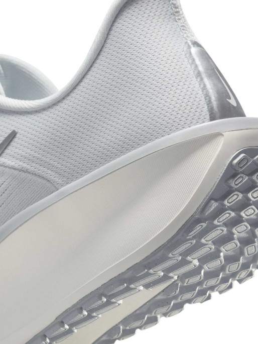 NIKE Παπούτσια Quest 6