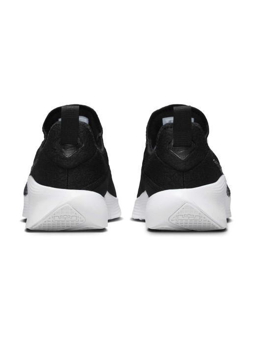 NIKE Обувки LEBRON TR 1