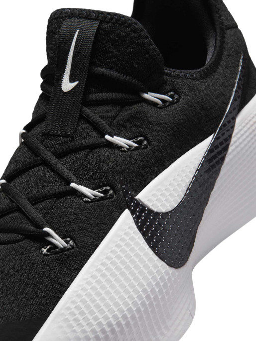 NIKE Обувки LEBRON TR 1