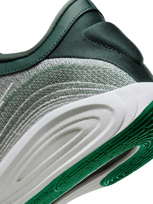 NIKE Shoes G.T. HUSTLE ACADEMY