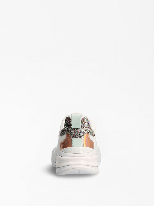 GUESS Incaltaminte Bestie3