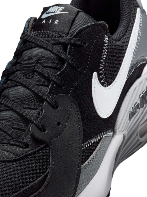 NIKE W AIR MAX NUAXIS Shoes