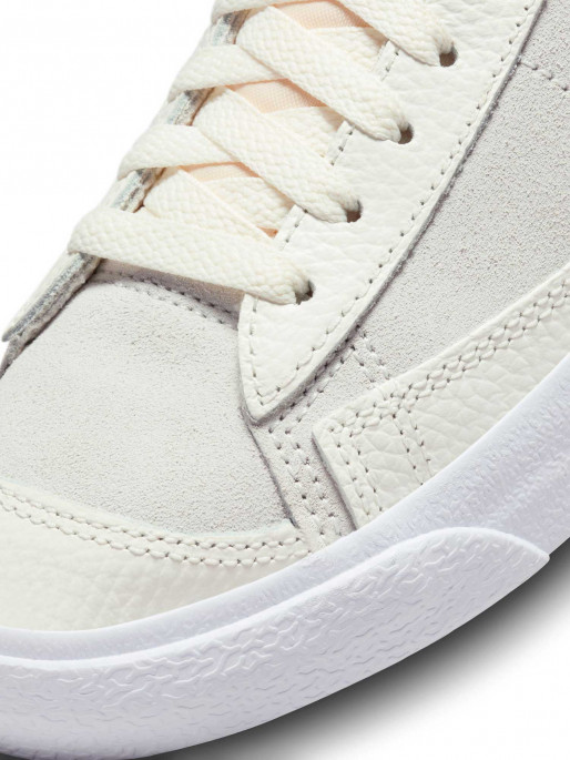 NIKE Incaltaminte Wmns Blazer Mid 77