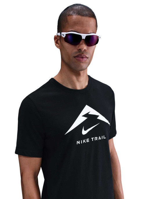 NIKE M NK DF TEE TRAIL LOGO