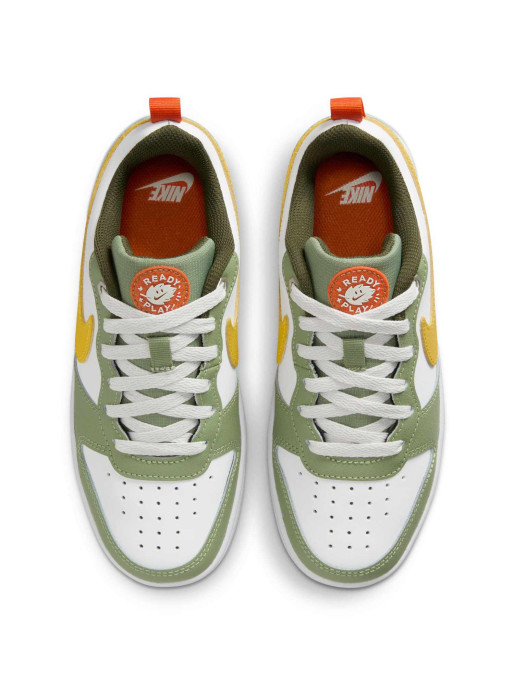 NIKE