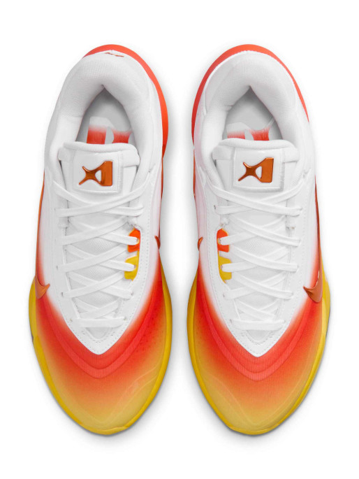 NIKE Обувки AONE