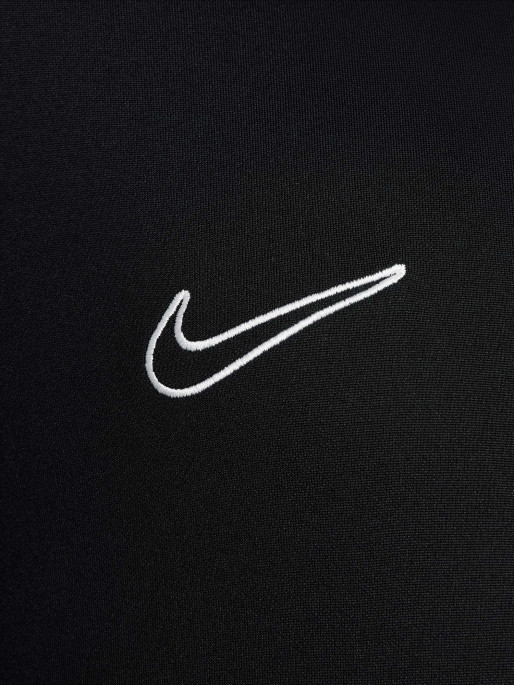 NIKE TEAM
