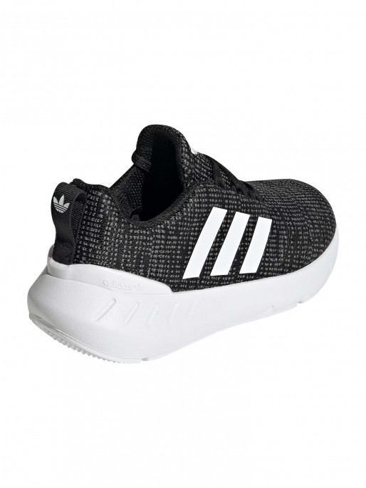 ADIDAS ORIGINALS Incaltaminte Swift Run 22