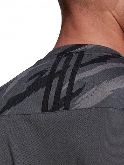 ADIDAS Κοντομάνικη Μπλούζα Μ FEELSTRG CAMO