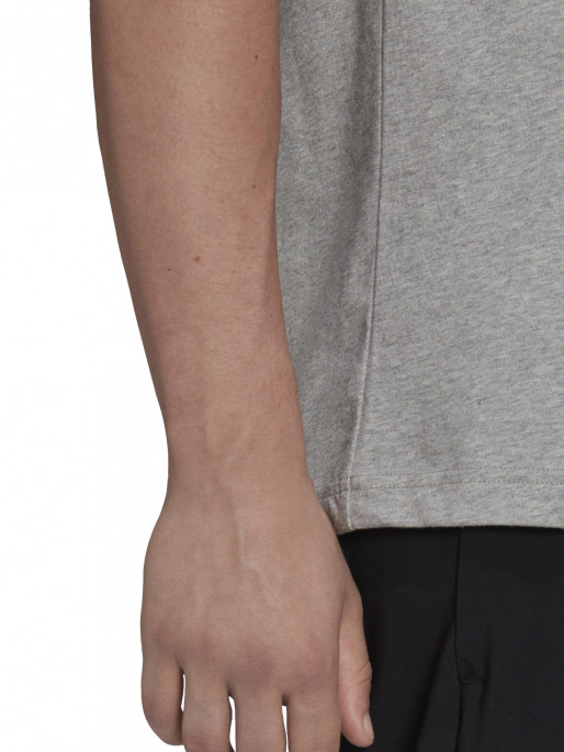 ADIDAS SPORTSWEAR Essentials Brandlove Single Jersey Tee