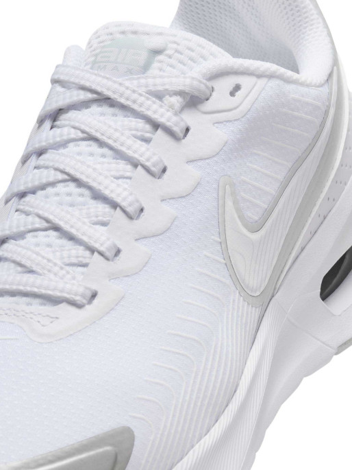 NIKE Обувки W AIR MAX NUAXIS