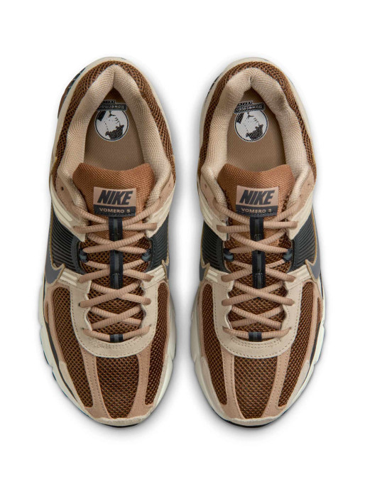 NIKE Обувки ZOOM VOMERO 5