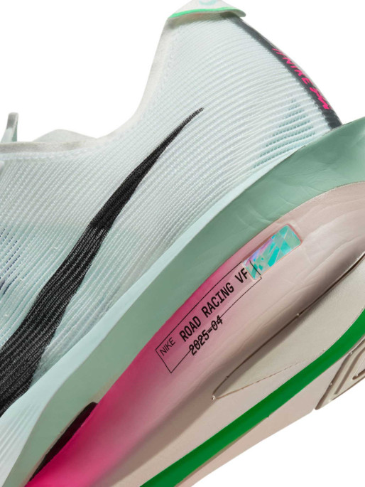 NIKE Παπούτσια Vaporfly 4