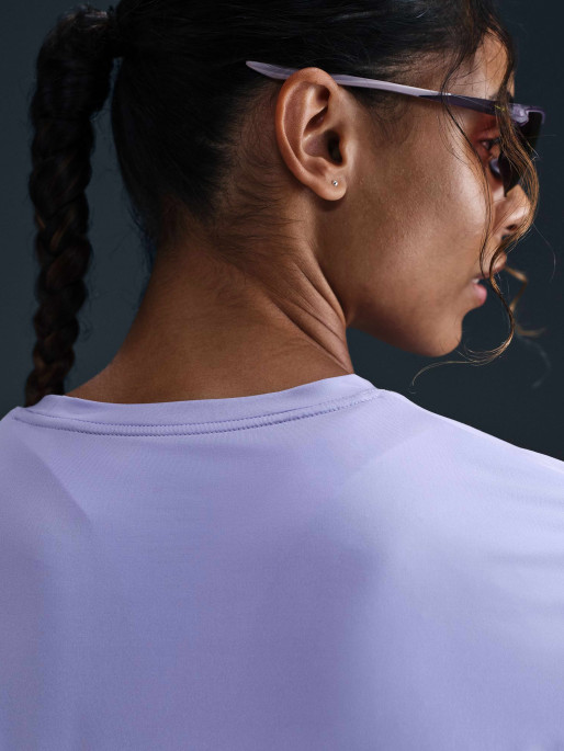 NIKE Women's T-shirt W NK ONE SWSH HBR DF SS TOP