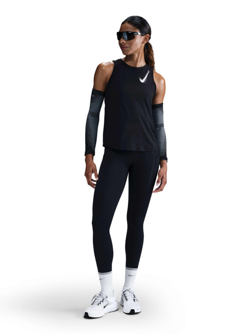 NIKE Maiou W Nk One Swsh Hbr Df