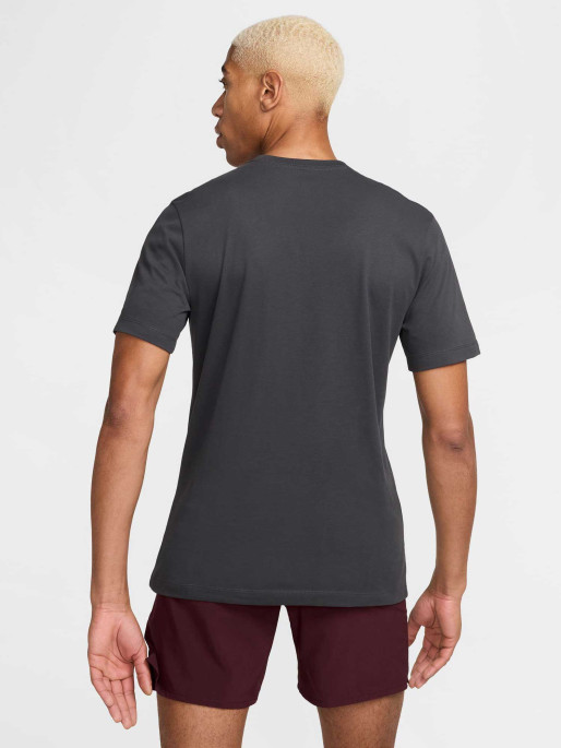 NIKE M NK DF TEE IYKYK FITNESS