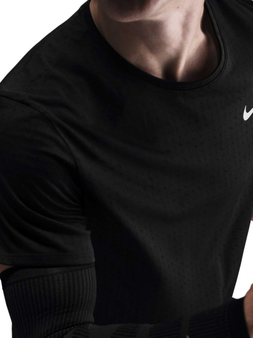 NIKE T-shirts M NK DF BREATHE MILER SS TOP