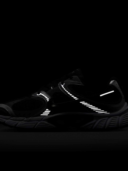 NIKE Обувки V5 RNR