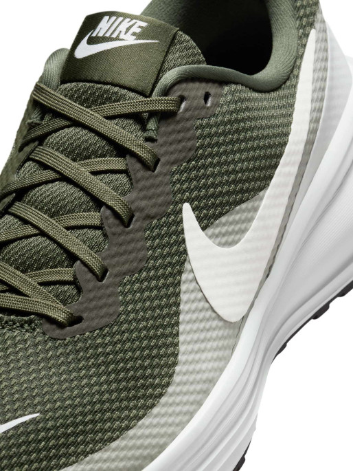 NIKE Обувки REVOLUTION 8