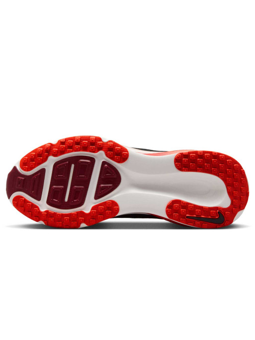 NIKE Παπούτσια VOMERO 18