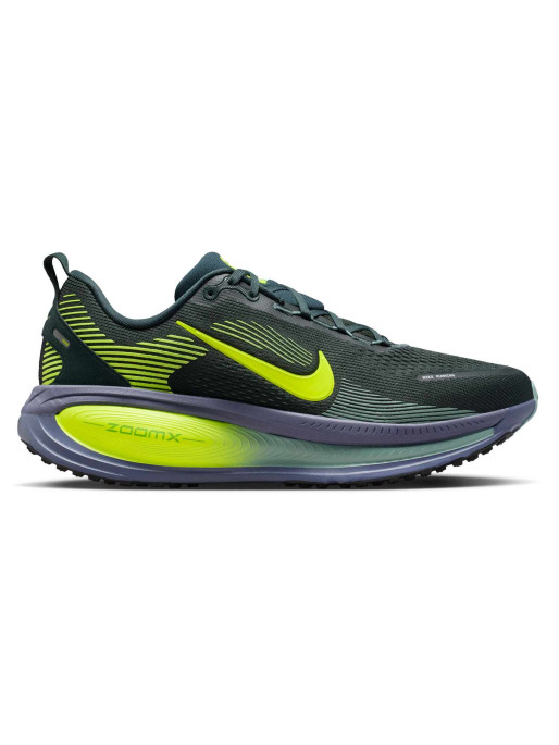 NIKE Обувки VOMERO 18