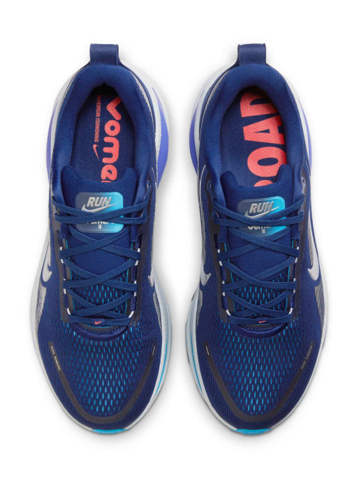 NIKE Обувки VOMERO 18