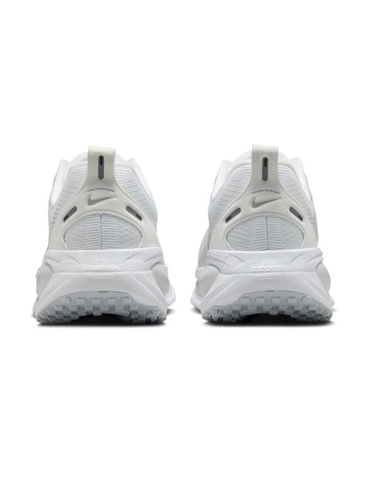 NIKE Παπούτσια Vomero 18