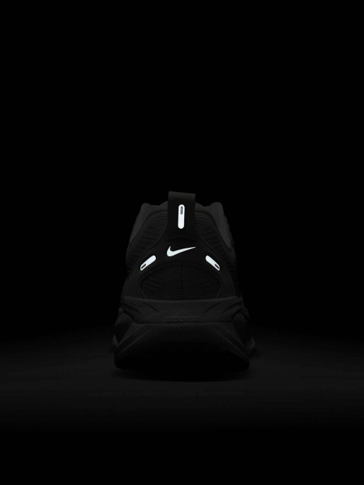 NIKE Παπούτσια Vomero 18