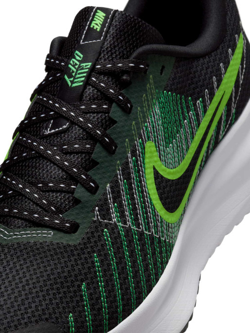 NIKE Muške patike RUN DEFY