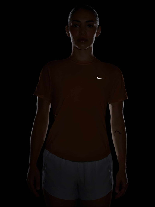 NIKE Тениска W NK SWIFT DF SS TOP