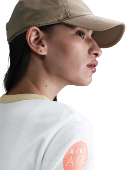 NIKE T-shirts W NSW CLUB SS TEE MOTO RGR