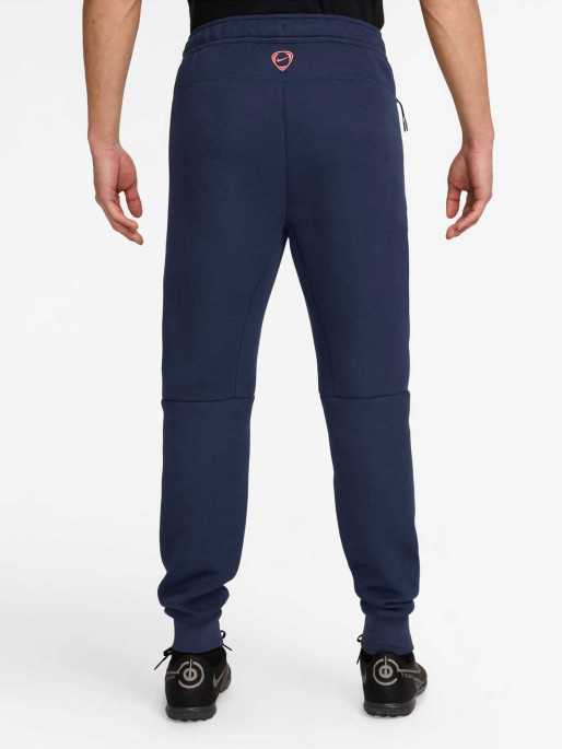 NIKE Pants FCB MNSW TECH FLC JGR PANT 3R