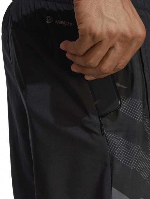 ADIDAS PERFORMANCE Own the Run Seasonal Shorts