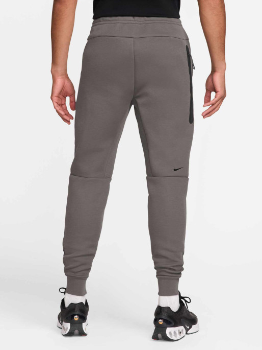 NIKE Pants M NK TCH FLC JGGR