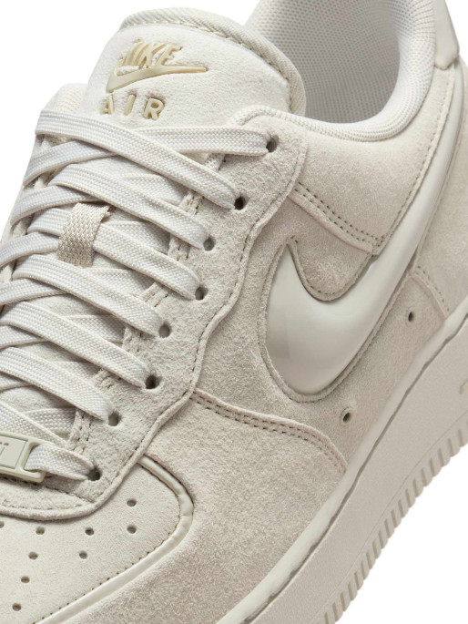NIKE Обувки W AIR FORCE 1 07