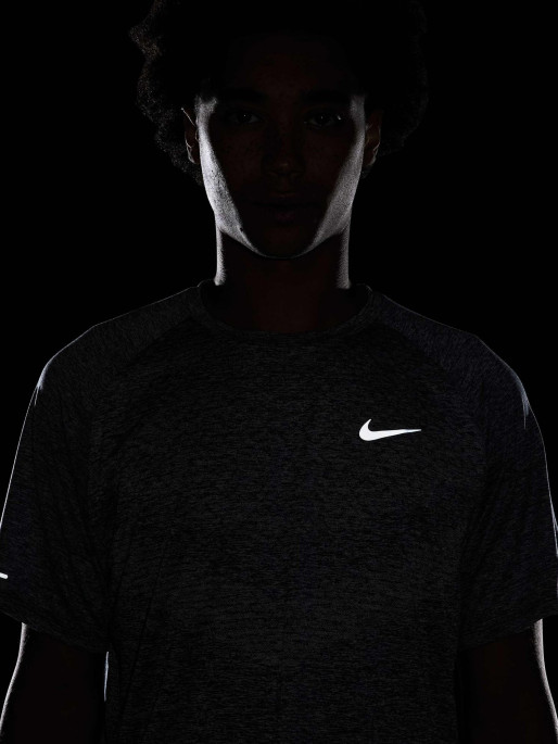NIKE Tricou M Nk Dfadv Stride Ss Top